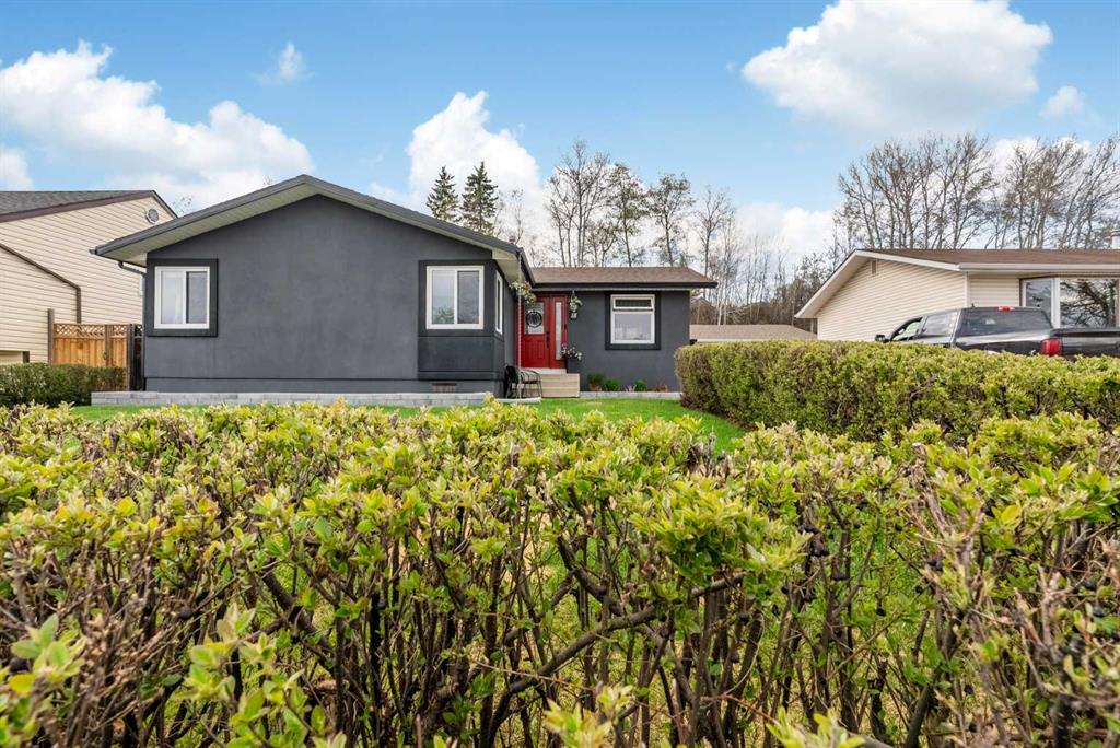 Picture of 18 Moberly Crescent , Fort McMurray Real Estate Listing
