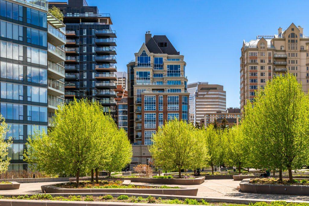 Picture of 602, 110 7 Street SW, Calgary Real Estate Listing