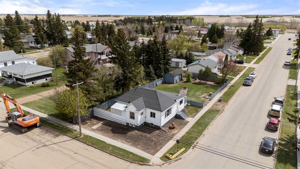 Picture of 5215 50 Avenue , Killam Real Estate Listing