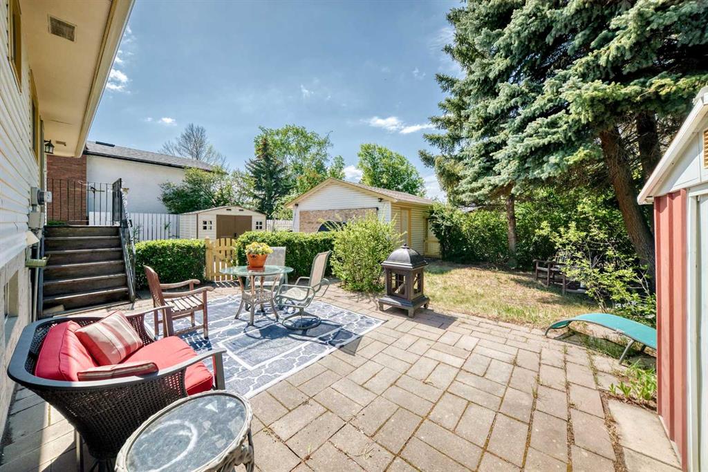 Picture of 5539 Dalhart Road NW, Calgary Real Estate Listing