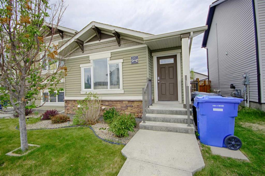 Picture of 847 Silkstone Close W, Lethbridge Real Estate Listing