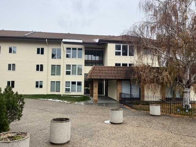 Picture of 208, 65 Temple Boulevard W, Lethbridge Real Estate Listing