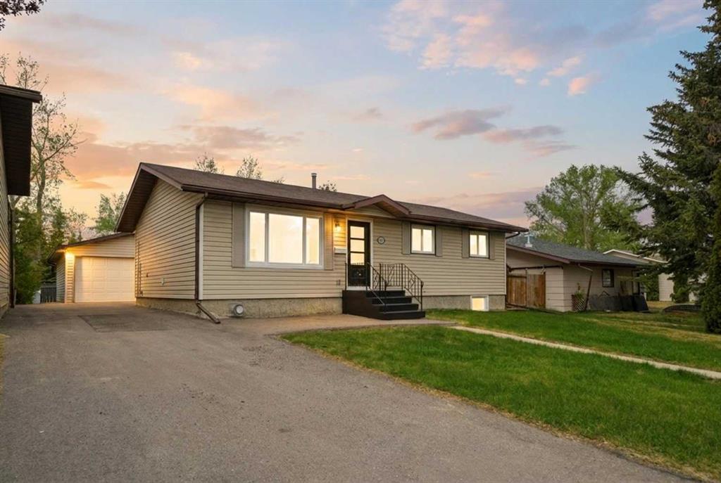 Picture of 105 Cunningham Crescent , Red Deer Real Estate Listing