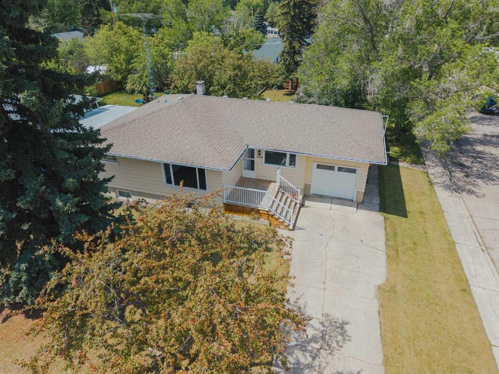 Picture of 5202 56 Avenue , Olds Real Estate Listing