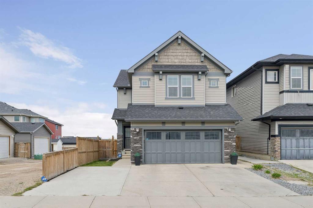 Picture of 108 Sage Bank Crescent NW, Calgary Real Estate Listing