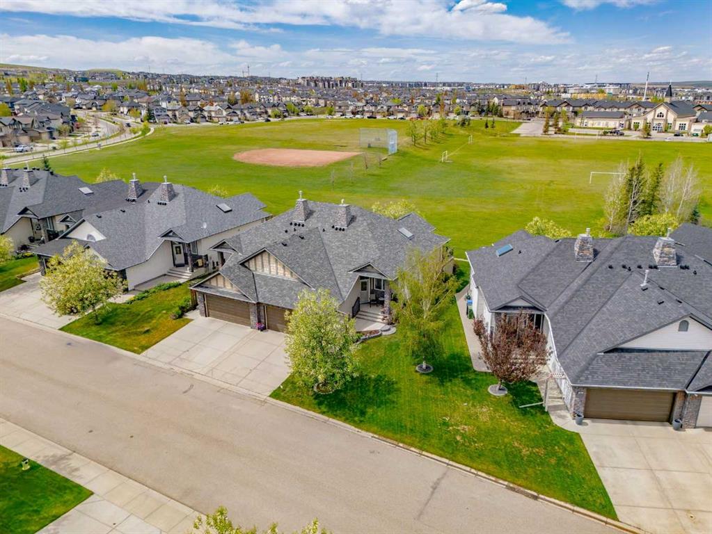 Picture of 38 Kincora Terrace NW, Calgary Real Estate Listing