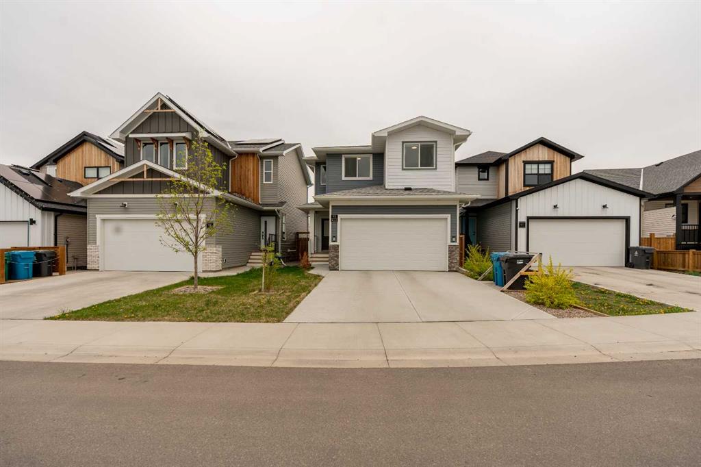 Picture of 95 Blackwolf Pass N, Lethbridge Real Estate Listing