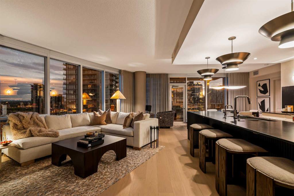 Picture of 2105, 433 11 Avenue SE, Calgary Real Estate Listing