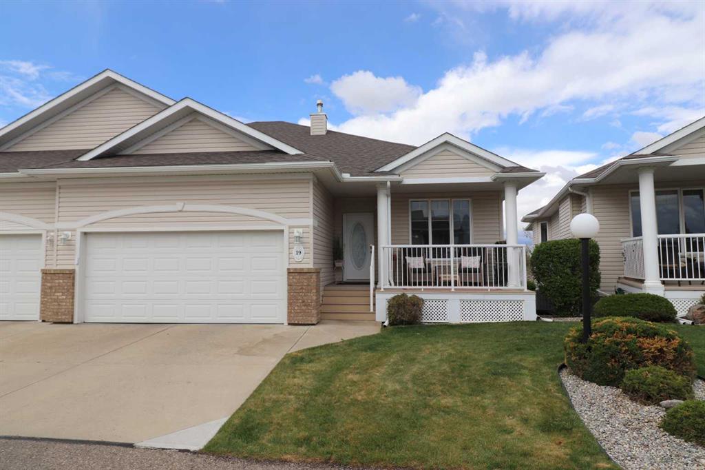 Picture of 19, 110 Fairmont Boulevard S, Lethbridge Real Estate Listing