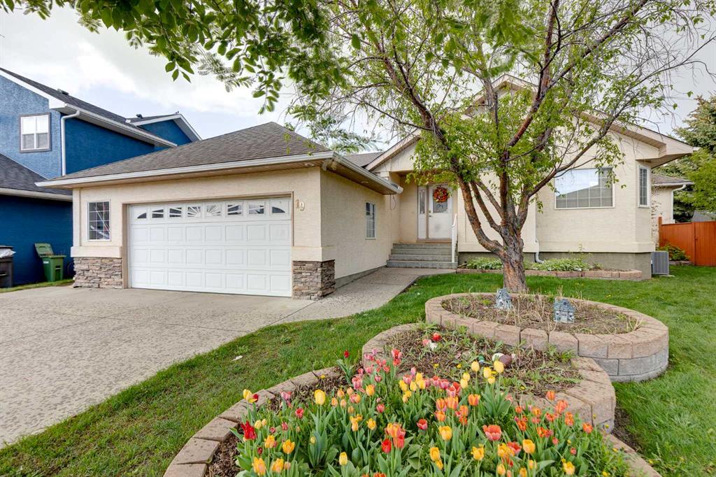 Picture of 19 Madison Court , Strathmore Real Estate Listing