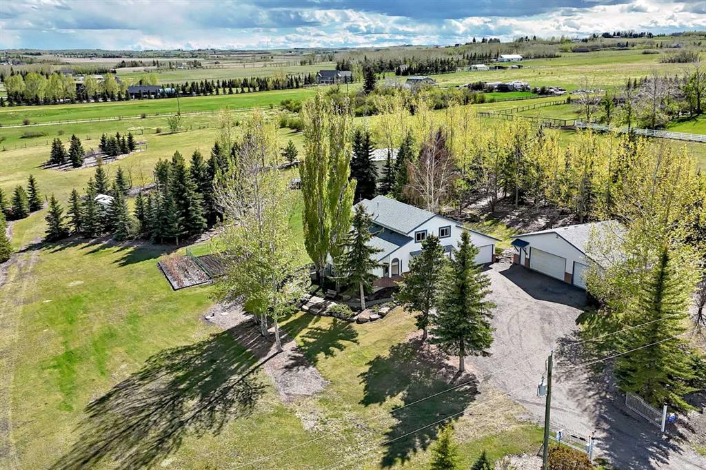 Picture of 16253 262 Avenue E, De Winton Real Estate Listing