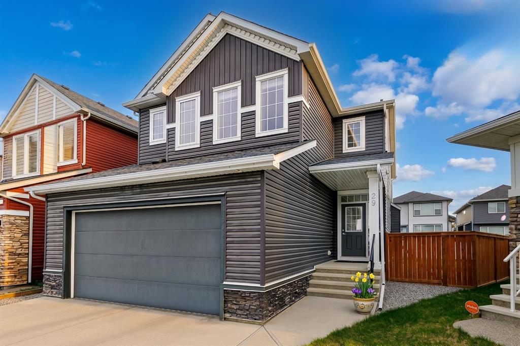 Picture of 29 Evansglen Place NW, Calgary Real Estate Listing