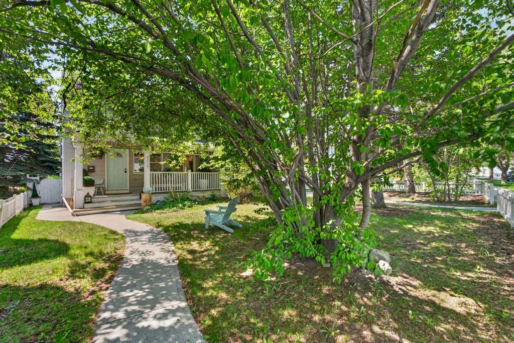 Picture of 2275 Flanders Avenue SW, Calgary Real Estate Listing