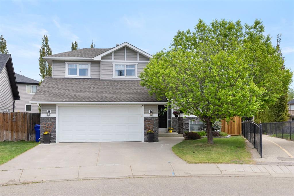 Picture of 128 Hillcrest Cape , Strathmore Real Estate Listing