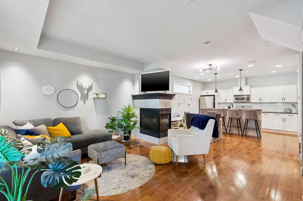 Picture of 1, 528 34 Street NW, Calgary Real Estate Listing