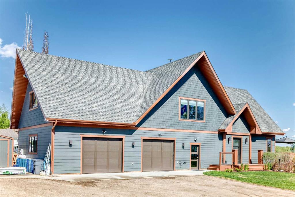 Picture of 308, 40422 Range Road 10  , Rural Lacombe County Real Estate Listing