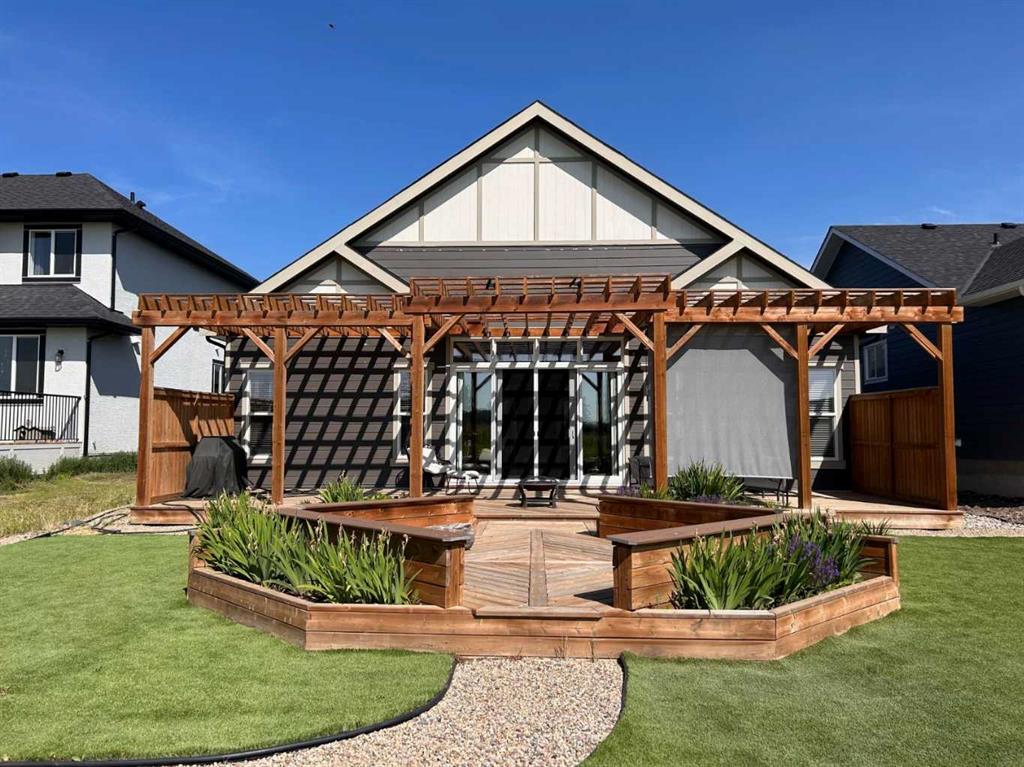 Picture of 596 Muirfield Crescent , Lyalta Real Estate Listing