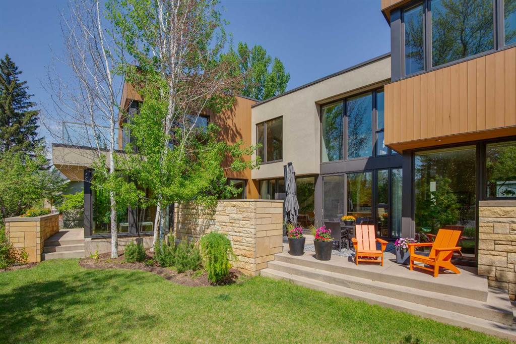 Picture of 3038 4 Street SW, Calgary Real Estate Listing