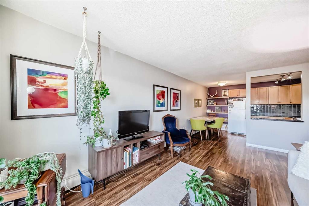 Picture of 302, 823 1 Avenue NW, Calgary Real Estate Listing