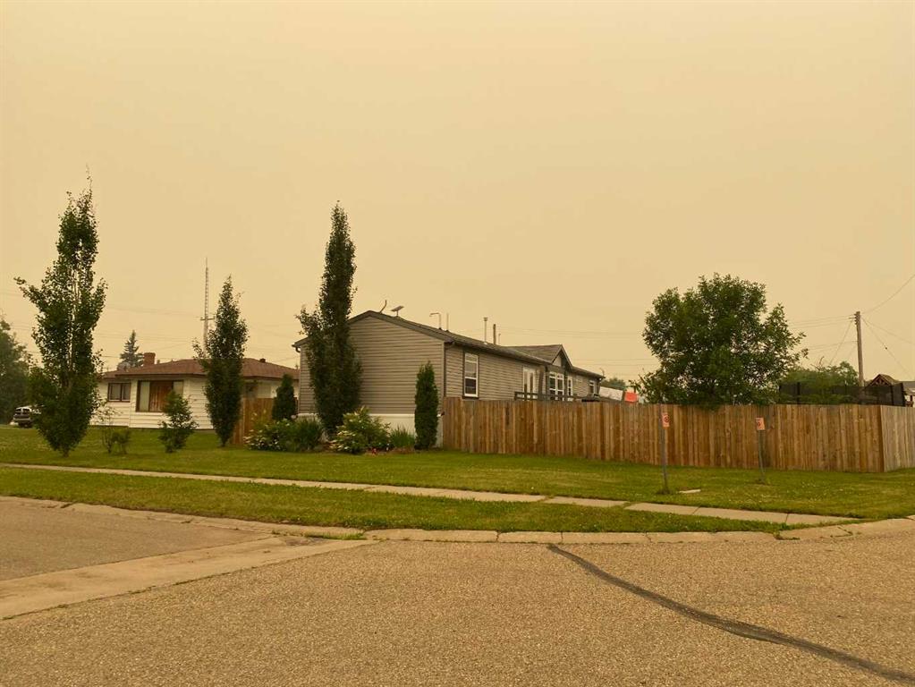 Picture of 10008 98 Street , Nampa Real Estate Listing