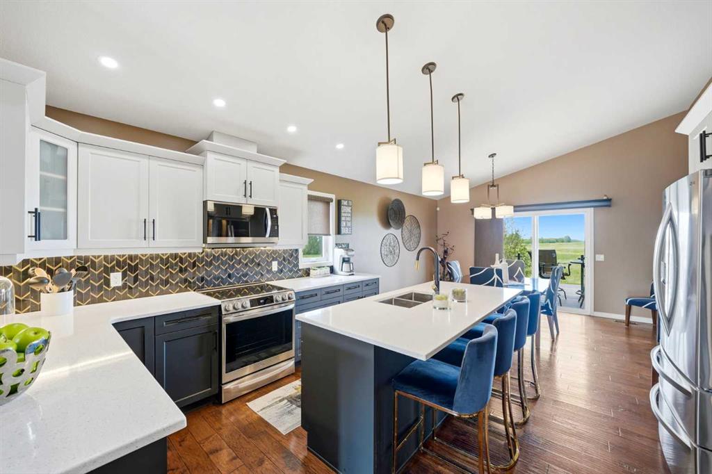 Picture of 164 Hillcrest Boulevard , Strathmore Real Estate Listing