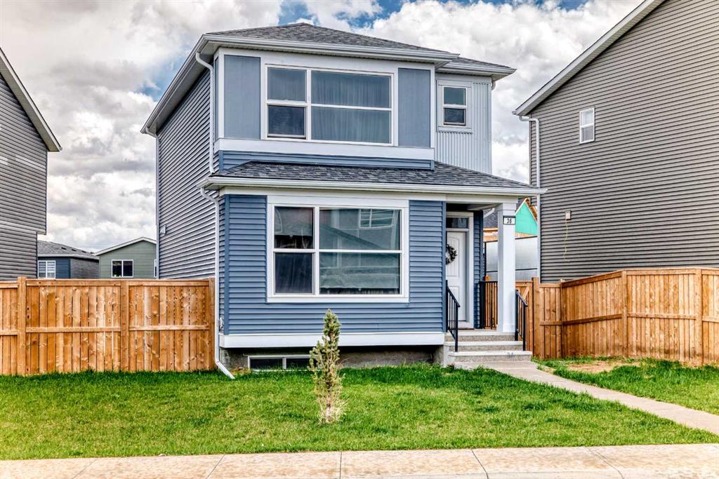 Picture of 36 Howse Heights NE, Calgary Real Estate Listing