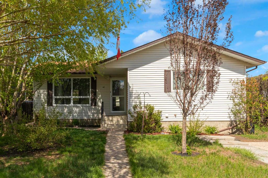 Picture of 326 9 Street , Beiseker Real Estate Listing
