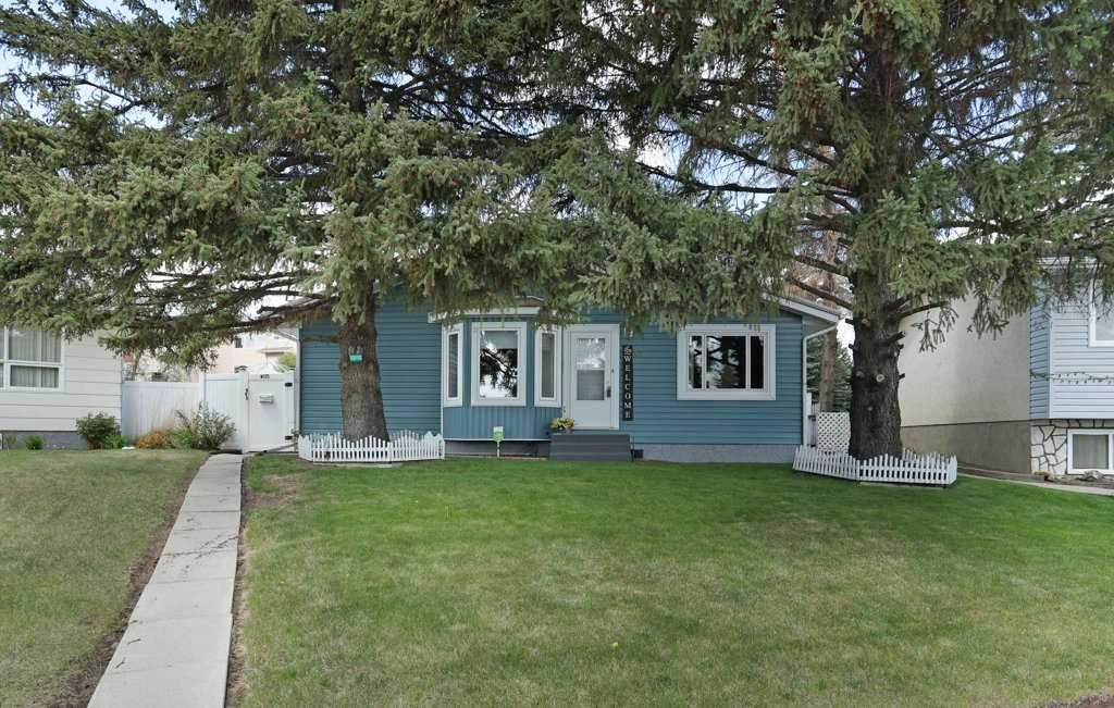 Picture of 65 Eastbrook Drive , Brooks Real Estate Listing