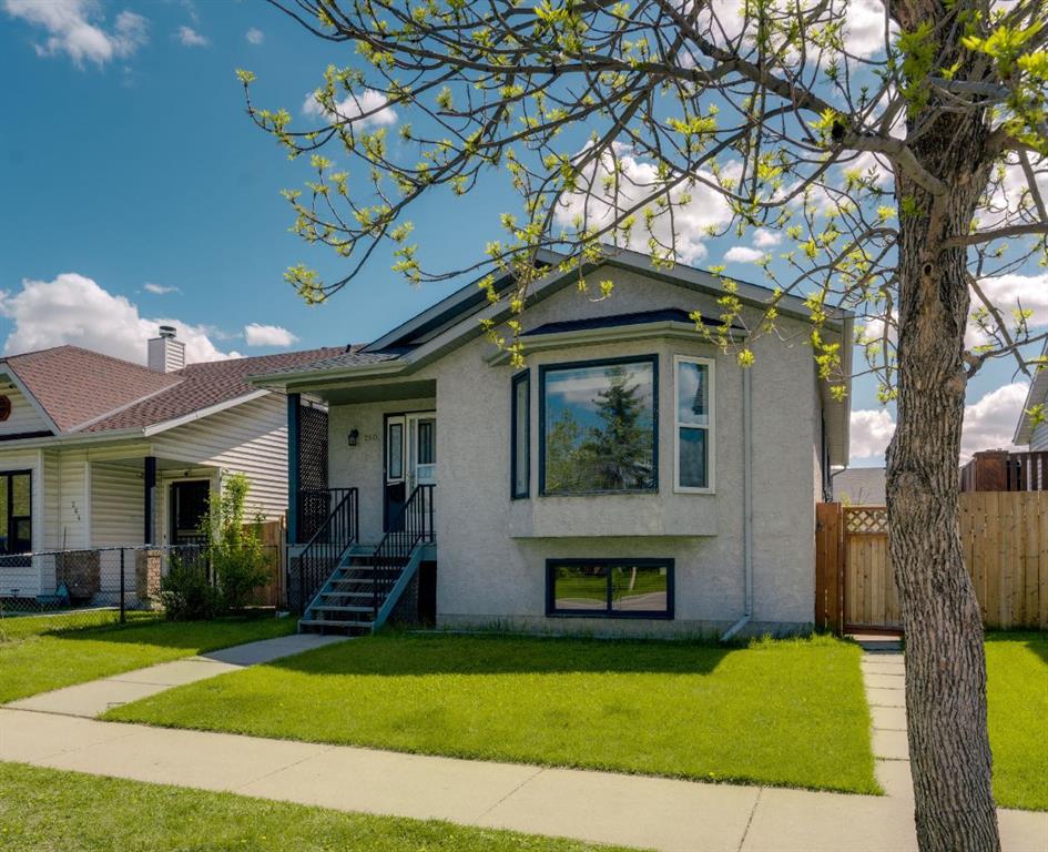 Picture of 260 Erin Woods Drive SE, Calgary Real Estate Listing