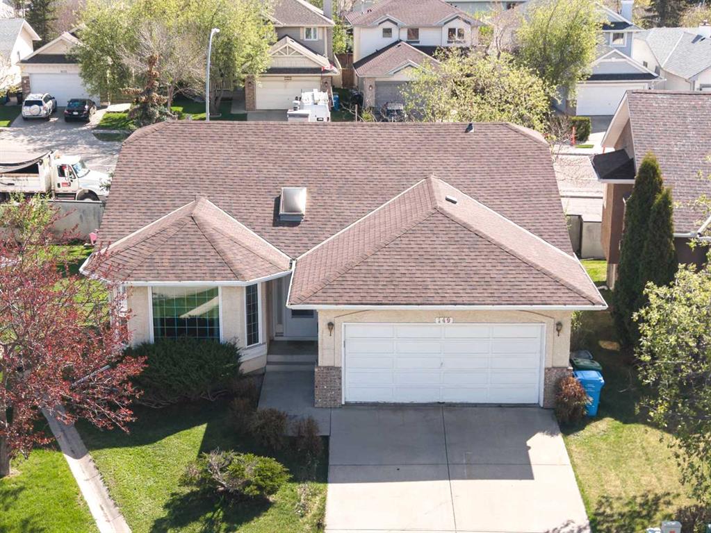 Picture of 149 Sceptre Court NW, Calgary Real Estate Listing
