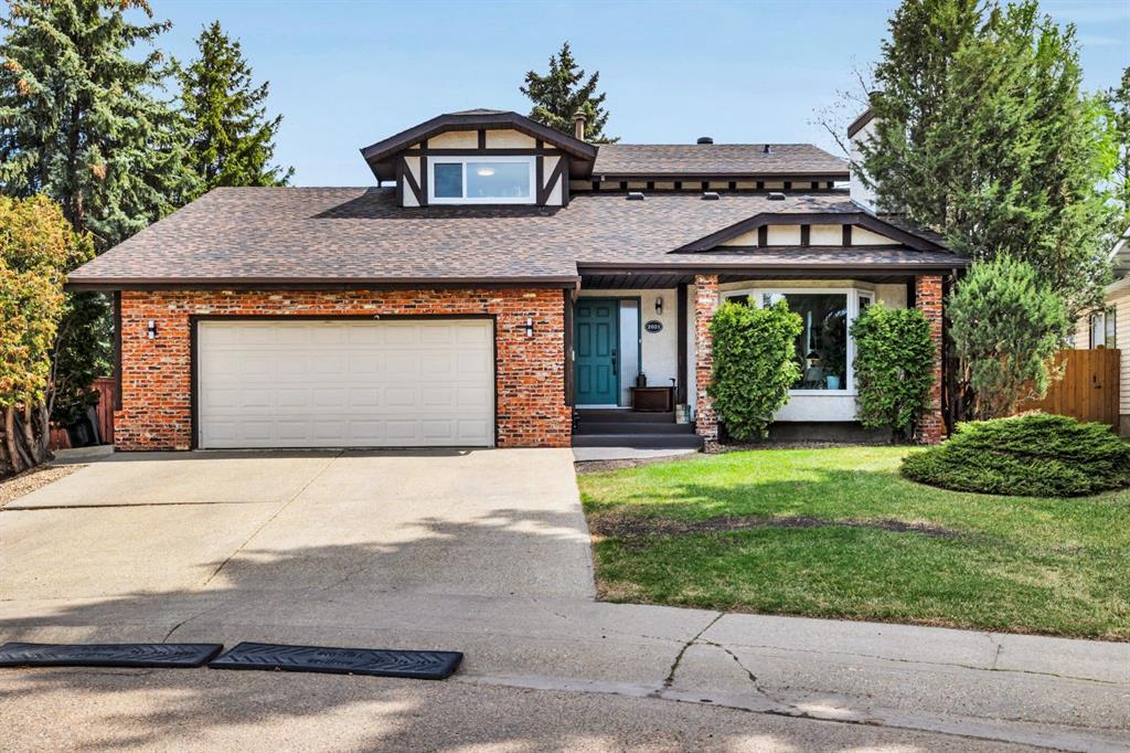 Picture of 2021 112A Street , Edmonton Real Estate Listing