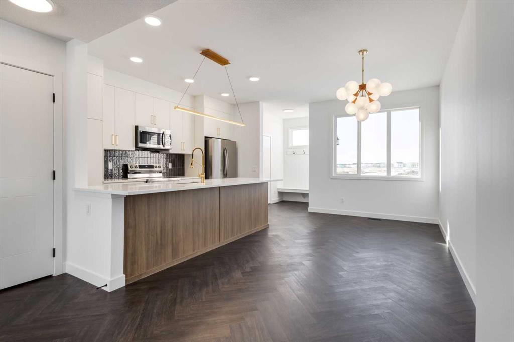 Picture of 282 Heartwood Parade SE, Calgary Real Estate Listing