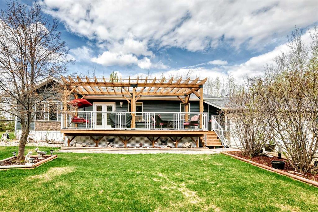 Picture of 1 Ridge Drive , Rural Ponoka County Real Estate Listing