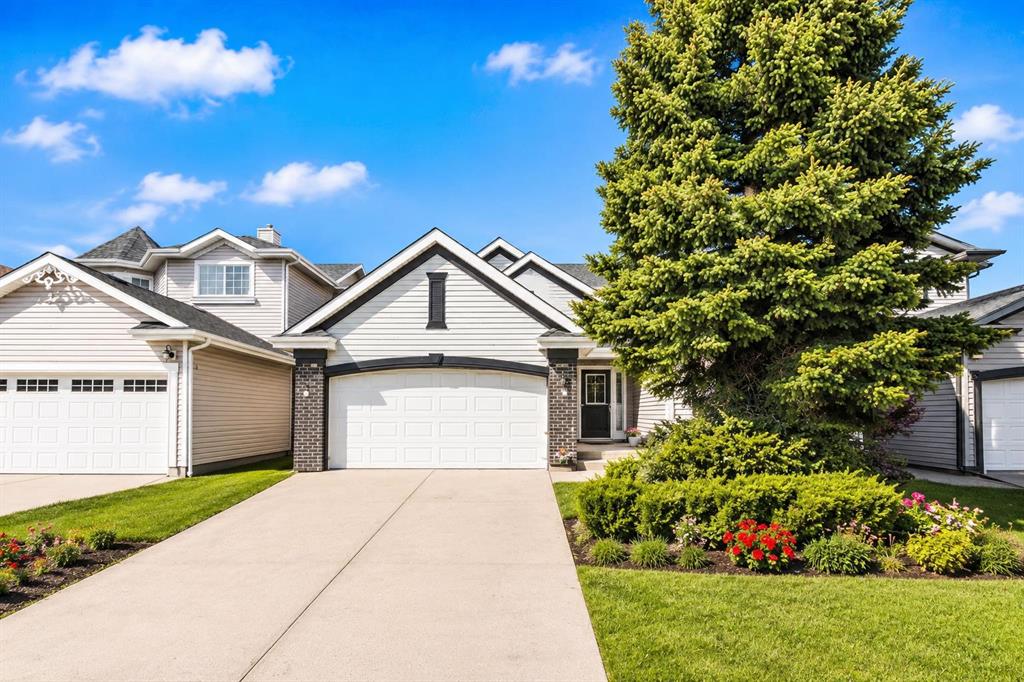 Picture of 24 Citadel Close NW, Calgary Real Estate Listing