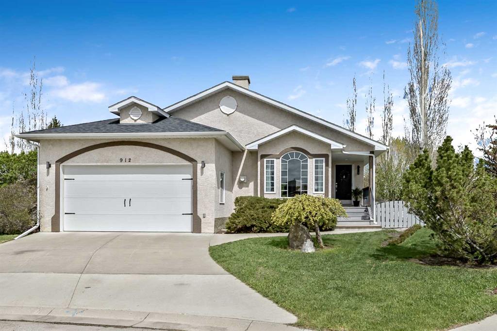 Picture of 912 High Country Place NW, High River Real Estate Listing
