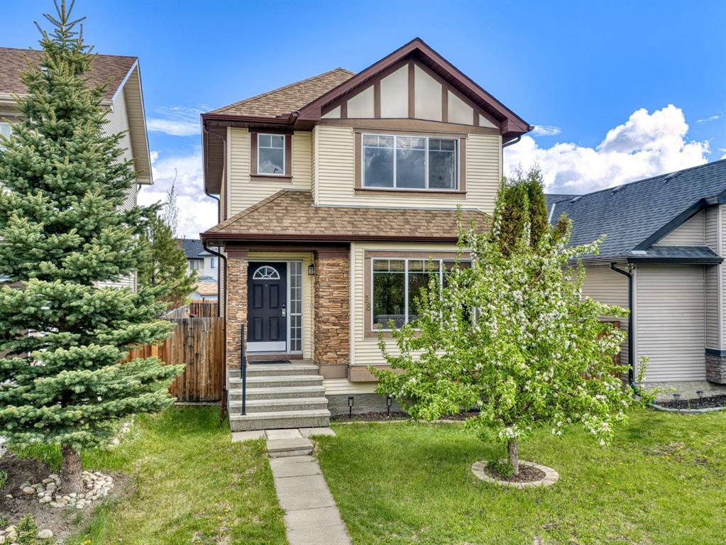 Picture of 28 Cranberry Lane SE, Calgary Real Estate Listing