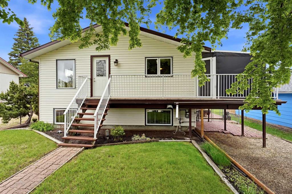 Picture of 4618 48 Street , Sylvan Lake Real Estate Listing