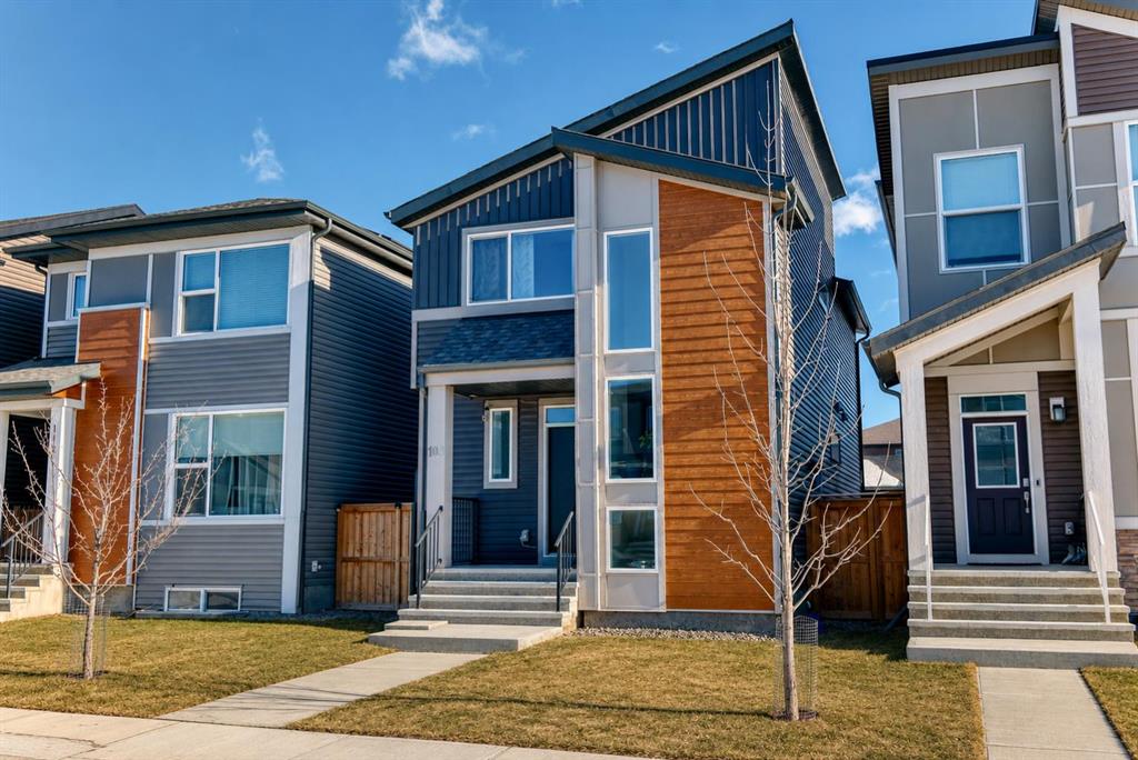 Picture of 108 Wolf Creek Manor SE, Calgary Real Estate Listing