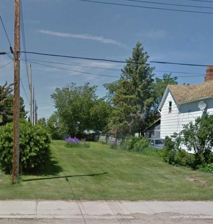 Picture of 104 3 Street , Warner Real Estate Listing
