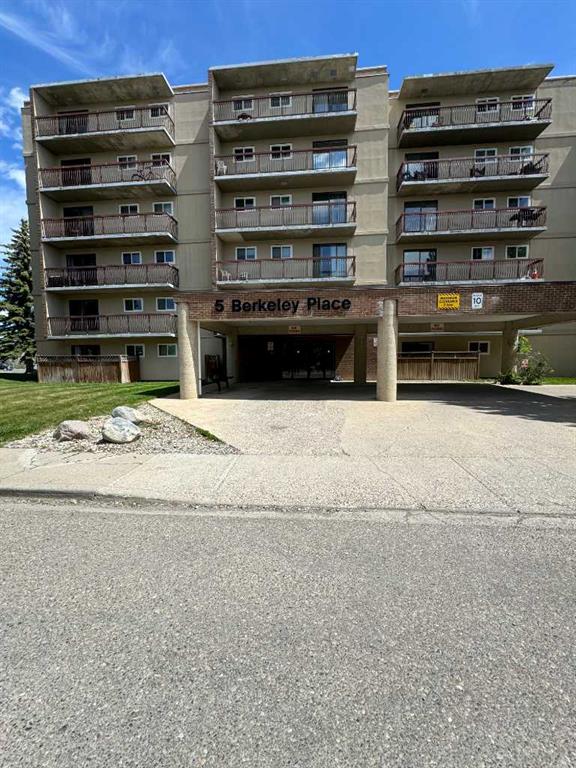 Picture of 617, 5 Berkeley Place W, Lethbridge Real Estate Listing