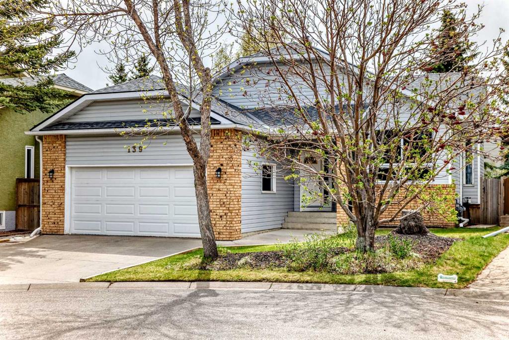 Picture of 139 Wood Valley Bay SW, Calgary Real Estate Listing