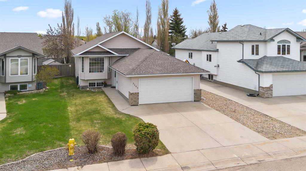 Picture of 3205 66 Avenue , Lloydminster Real Estate Listing