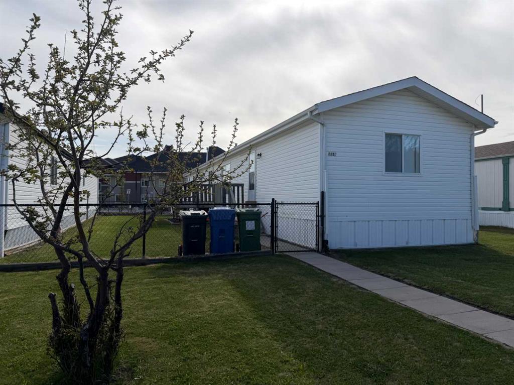 Picture of 4612 59 Street , Rocky Mountain House Real Estate Listing