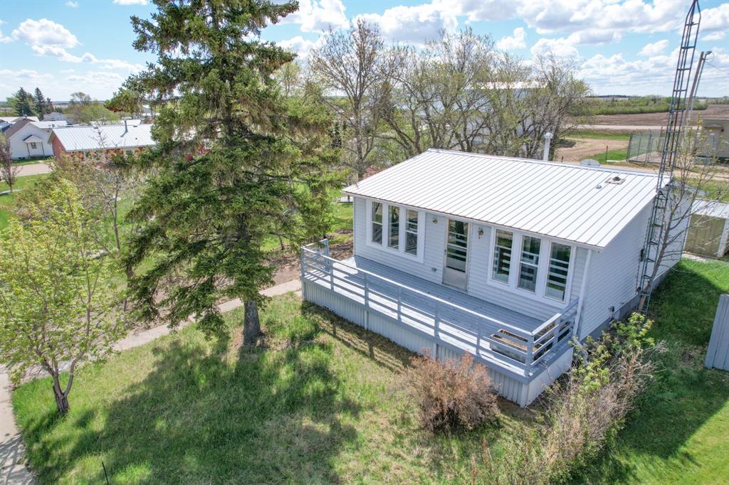 Picture of 140 1st Street , Edberg Real Estate Listing