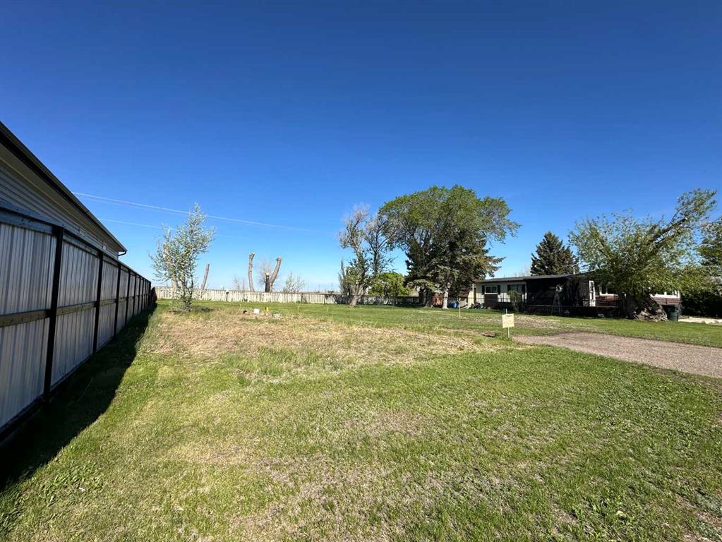 Picture of 295 Fleet Street SW, Medicine Hat Real Estate Listing