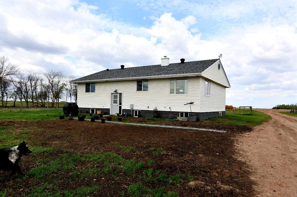 Picture of 14123 Township Road 404  , Rural Flagstaff County Real Estate Listing