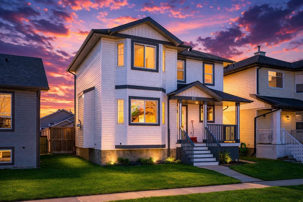 Picture of 83 Luxstone Crescent SW, Airdrie Real Estate Listing