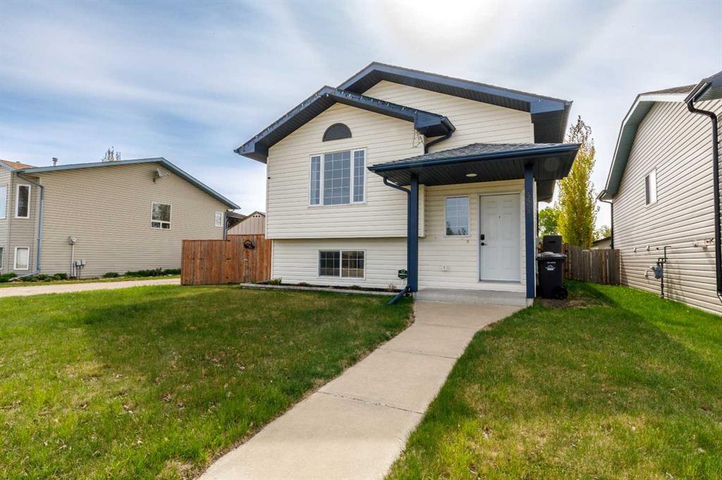 Picture of 4458 54A Avenue , Innisfail Real Estate Listing
