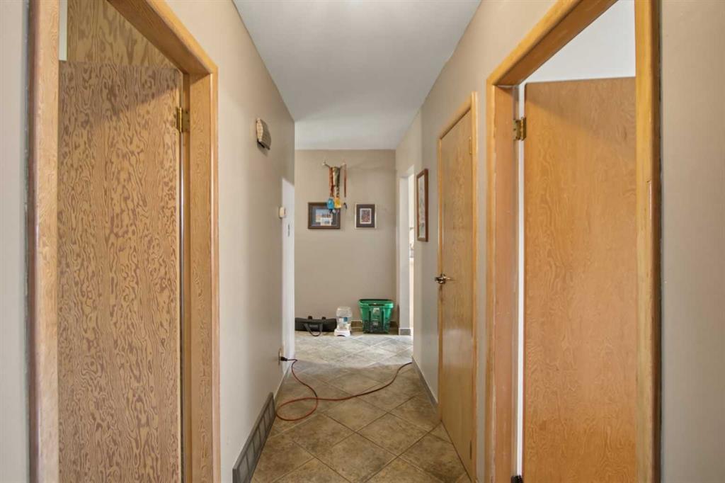 Picture of 2026 27 Street SE, Calgary Real Estate Listing