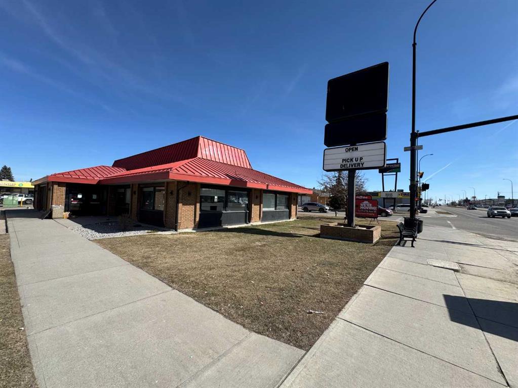 Picture of Q, 4710 17 Avenue SE, Calgary Real Estate Listing